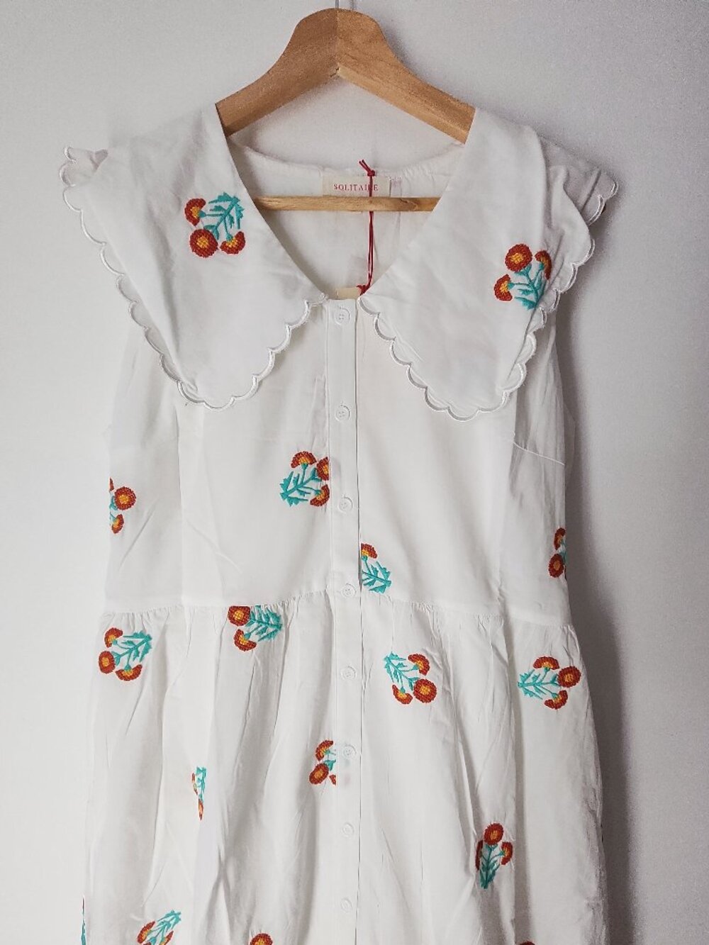 NWT Solitaire white floral embroidered maxi dress with pockets cotton M